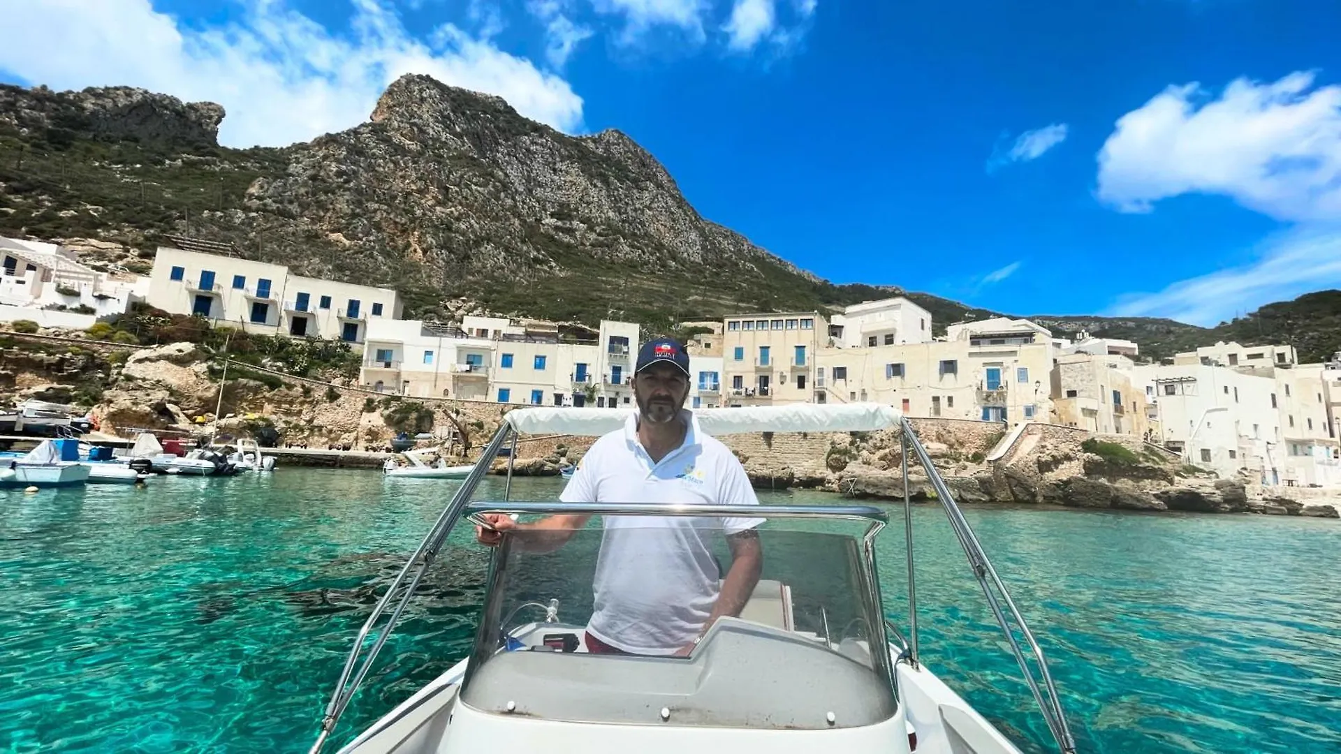 Sole Mare Sale Bed & Breakfast Torre Nubia 3*,  Italy