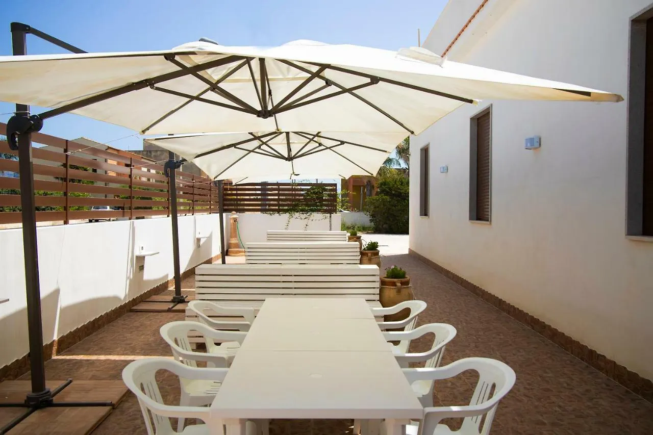 Sole Mare Sale Bed & Breakfast Torre Nubia